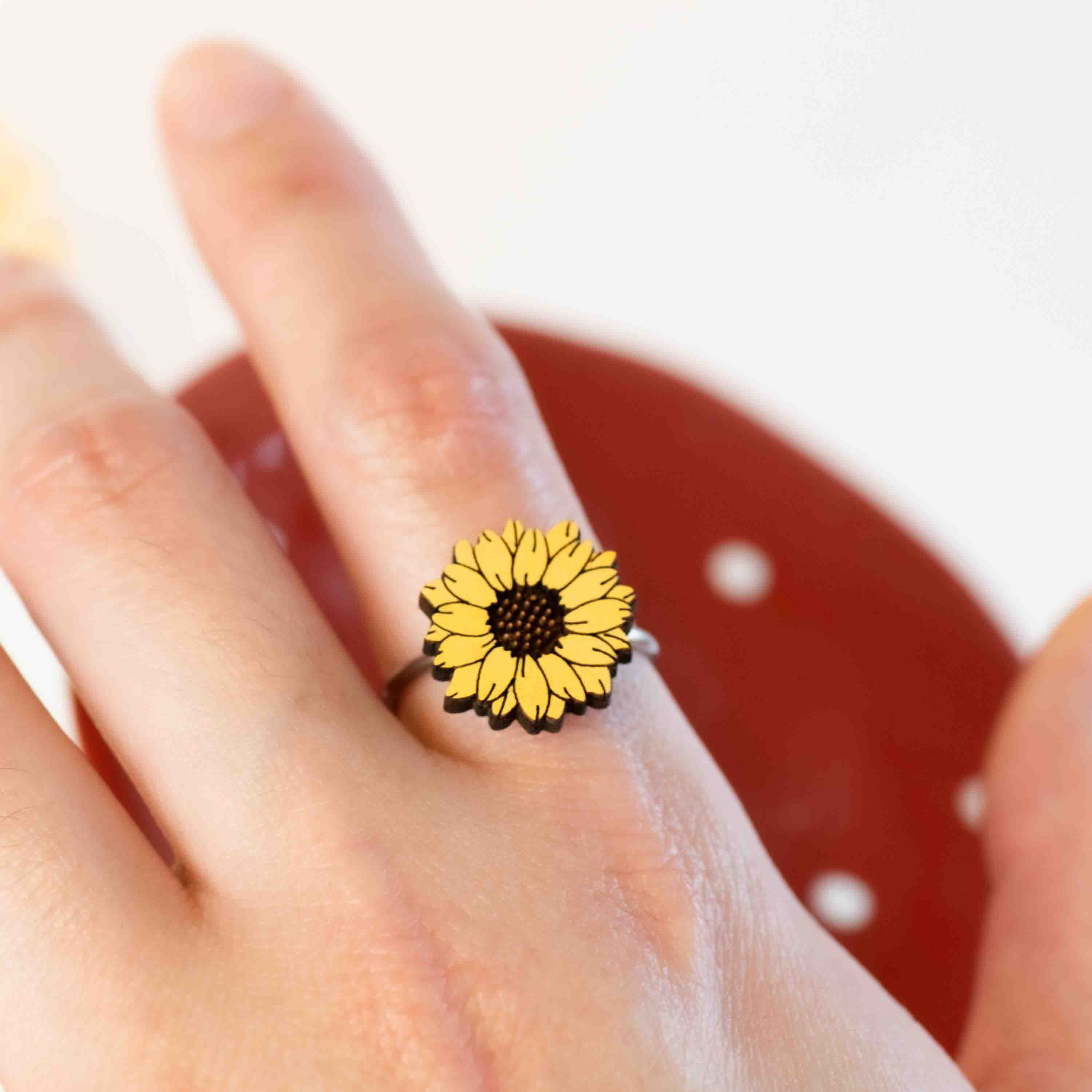 Hand-Painted Sunflower Adjustable Wooden Ring - RO74082