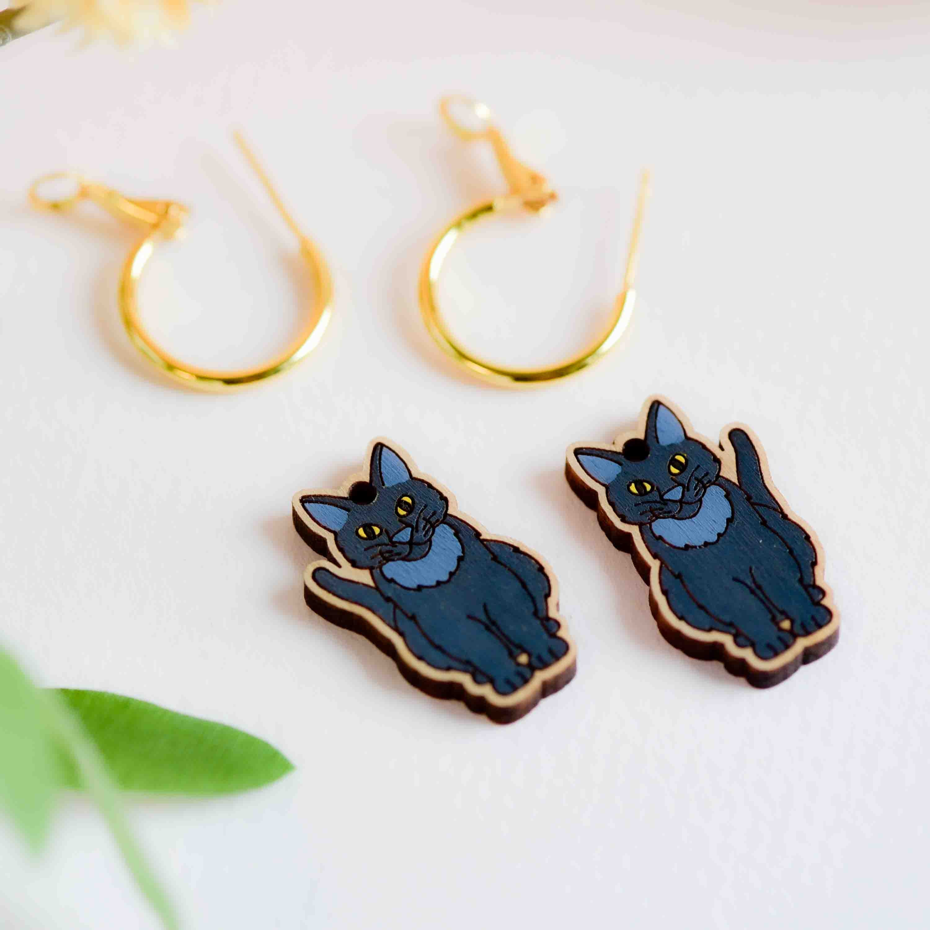 Hand-Painted Black Cat Hoop Earrings - PEL10335H
