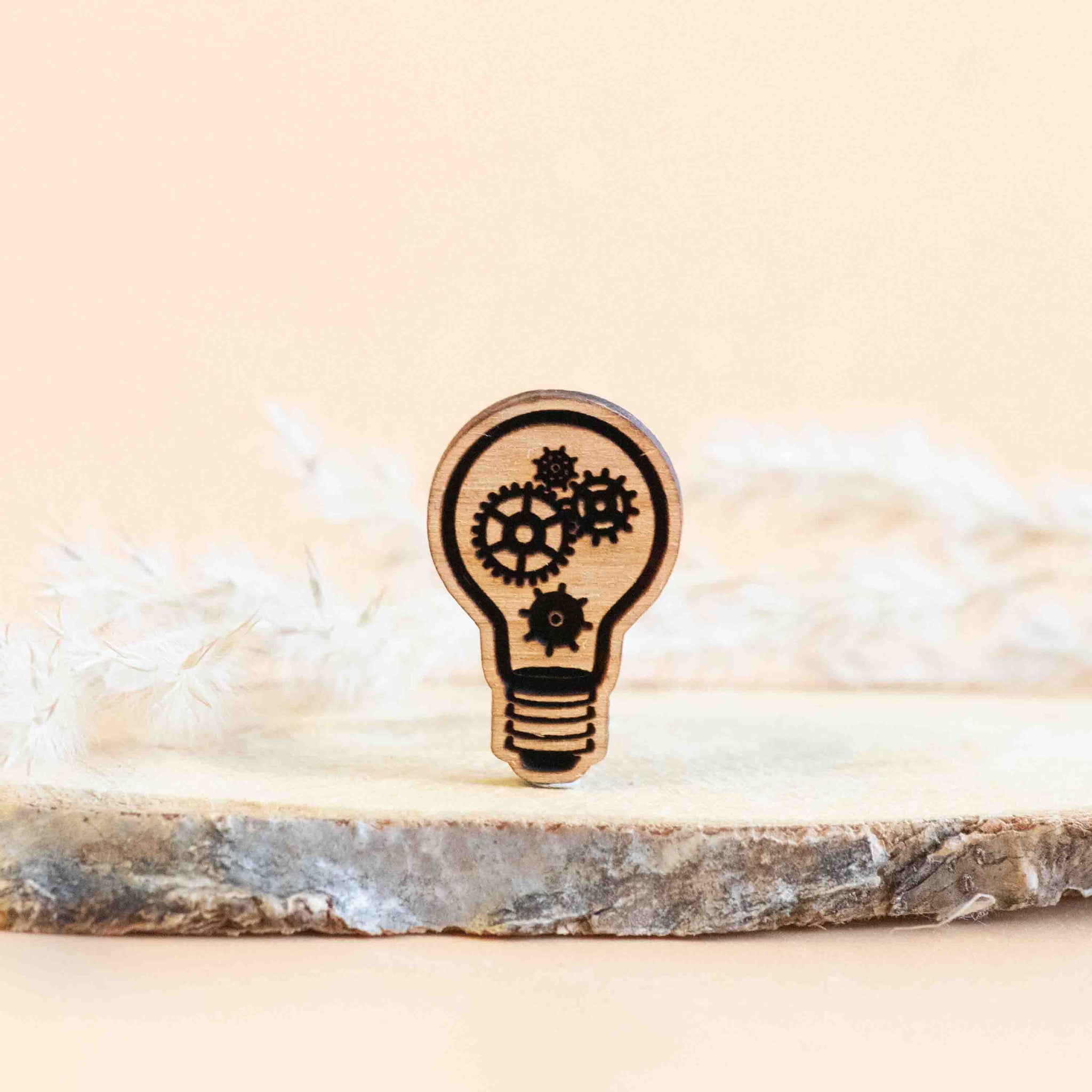 Hand-Painted Light Bulb Wooden Pin Badge - PT45220