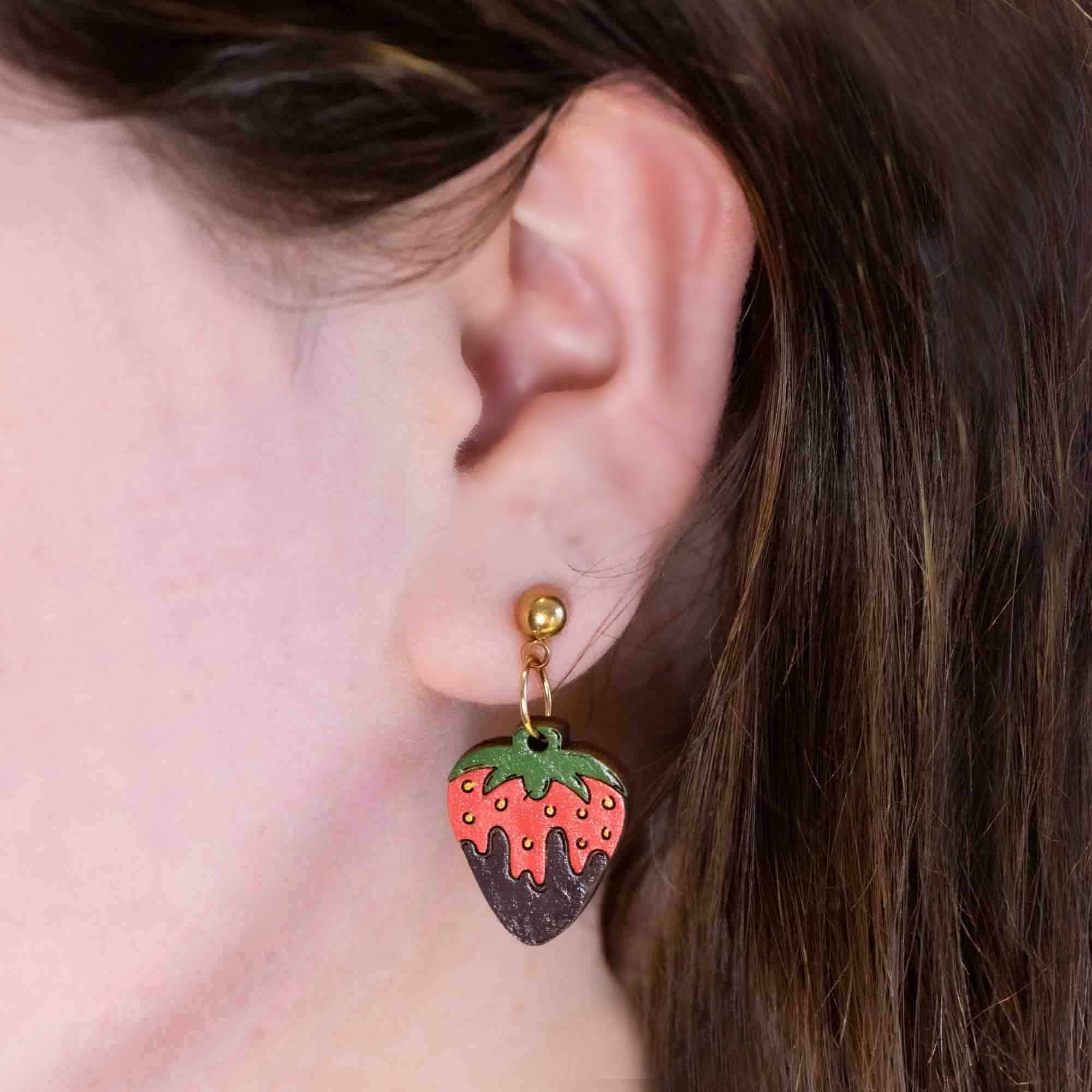 Chocolate Strawberry Dangle Earrings - PEO14109