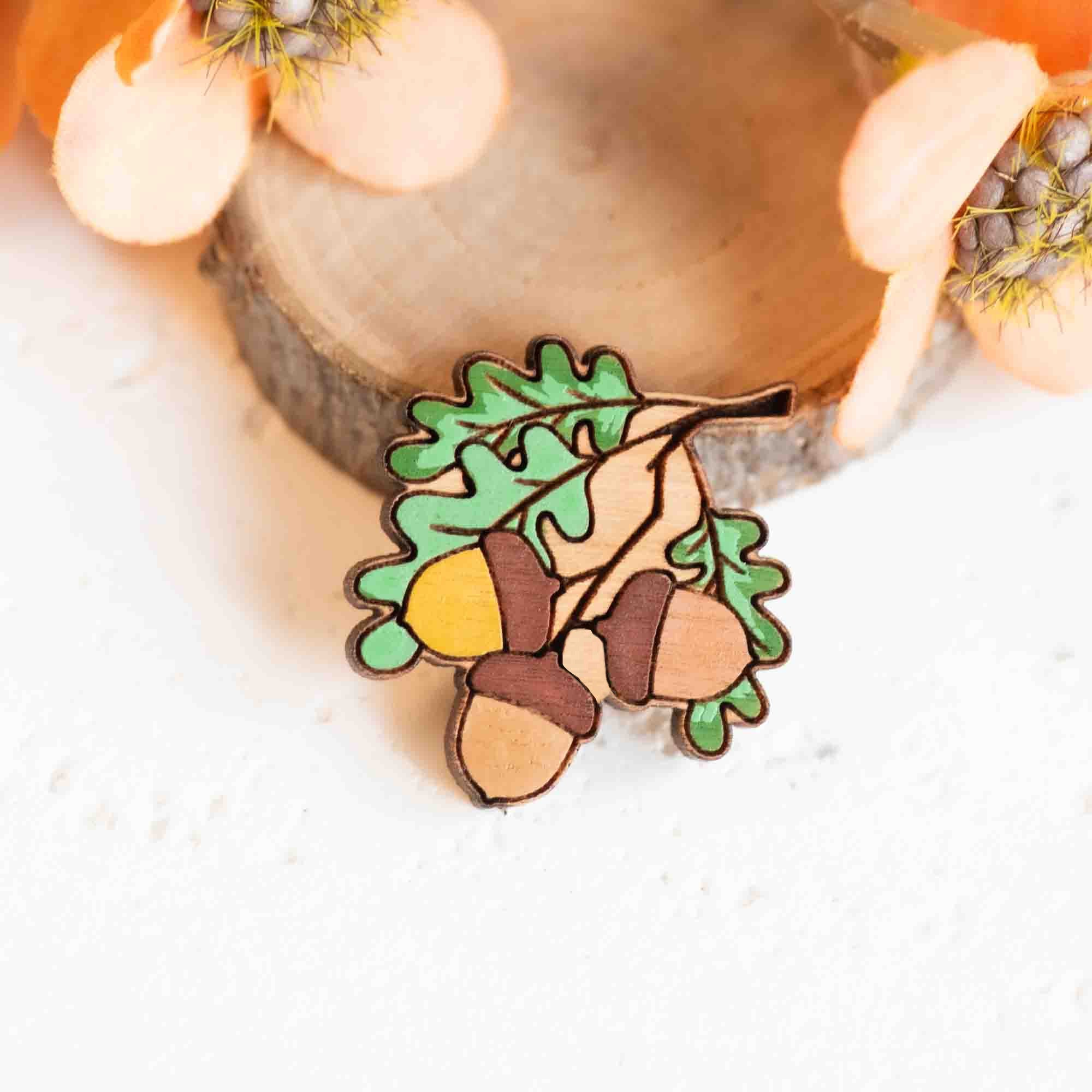 Hand - painted Acorn Branch Wooden Pin Badge - PT45476 - Robin Valley Official Store