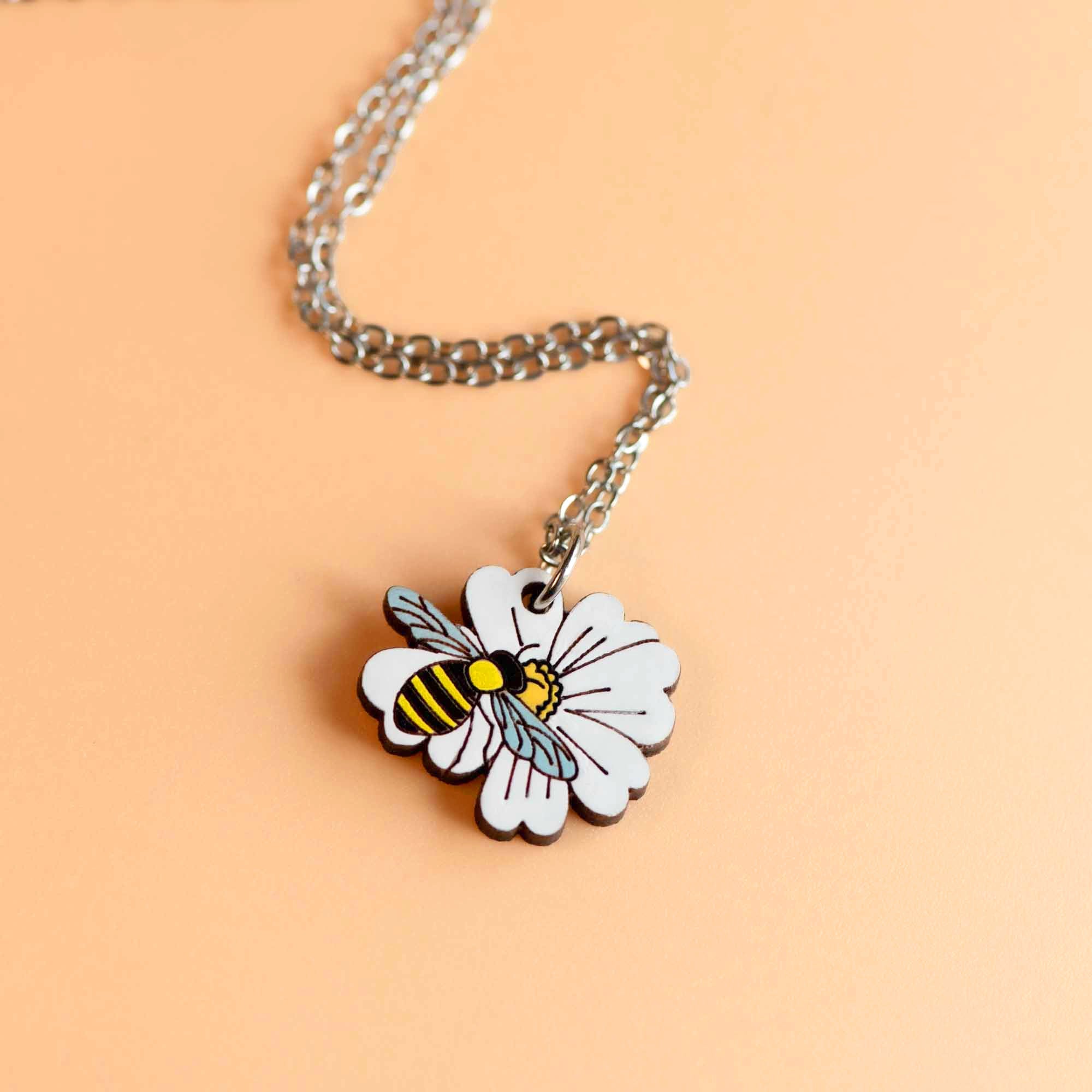 Hand - Painted Bee and Flower Necklace - NO64119 - Robin Valley Official Store