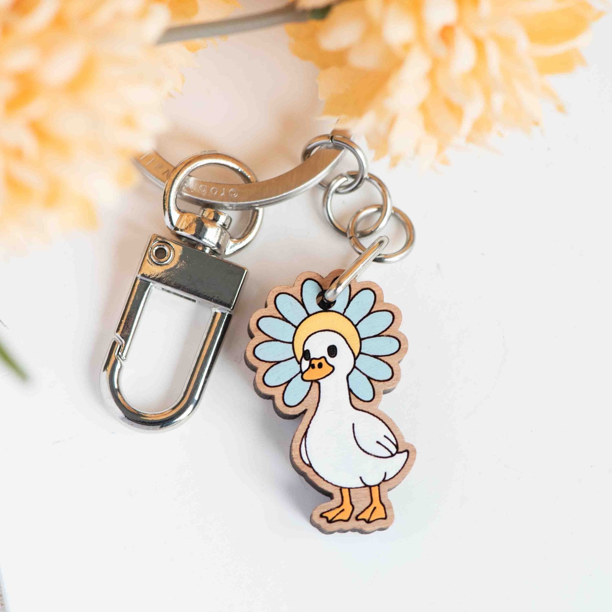Hand - painted Call Duck Flower Hat Wooden Keyring - KB22110 - Robin Valley Official Store