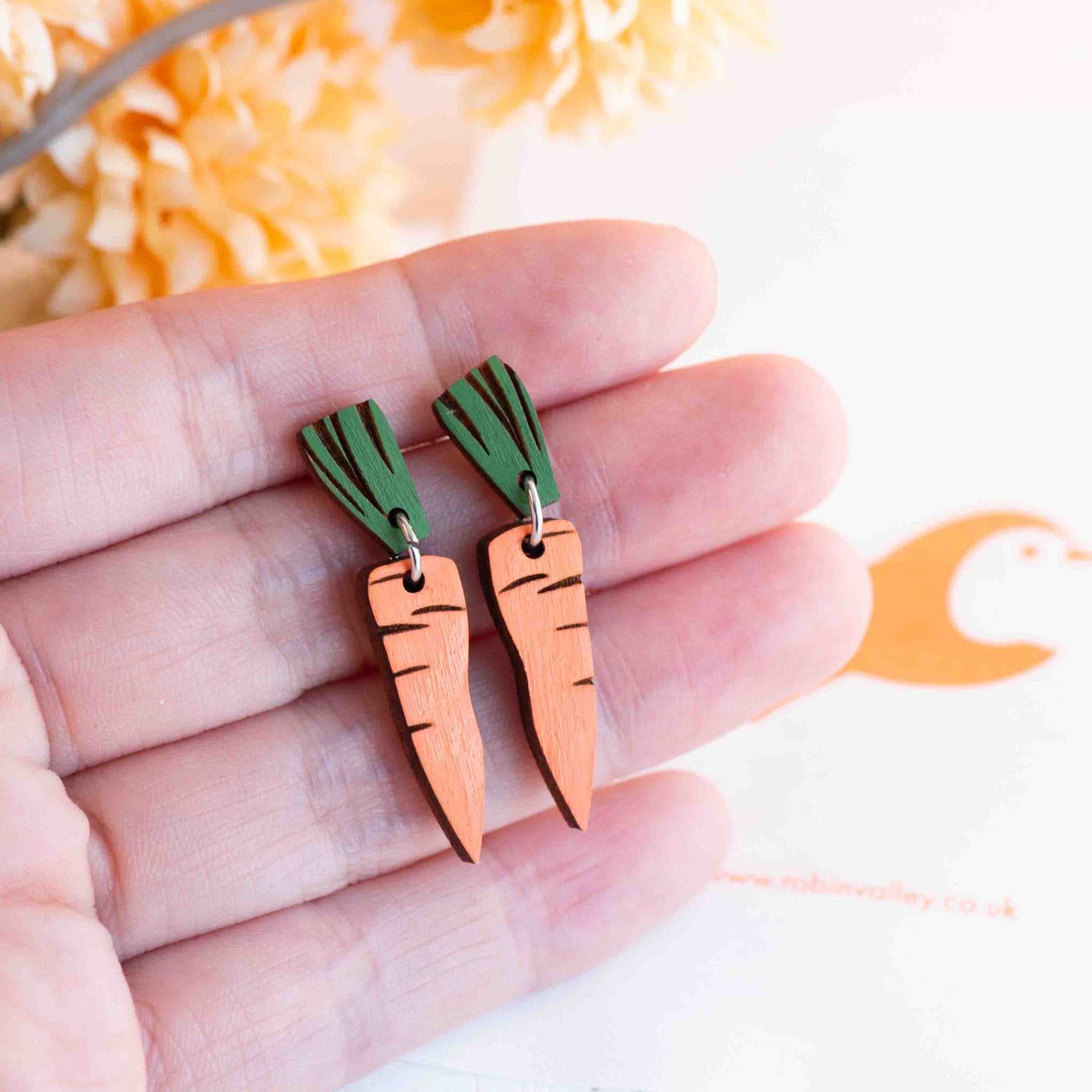 Hand - painted Carrot Drop Earrings - PEO14233D - Robin Valley Official Store