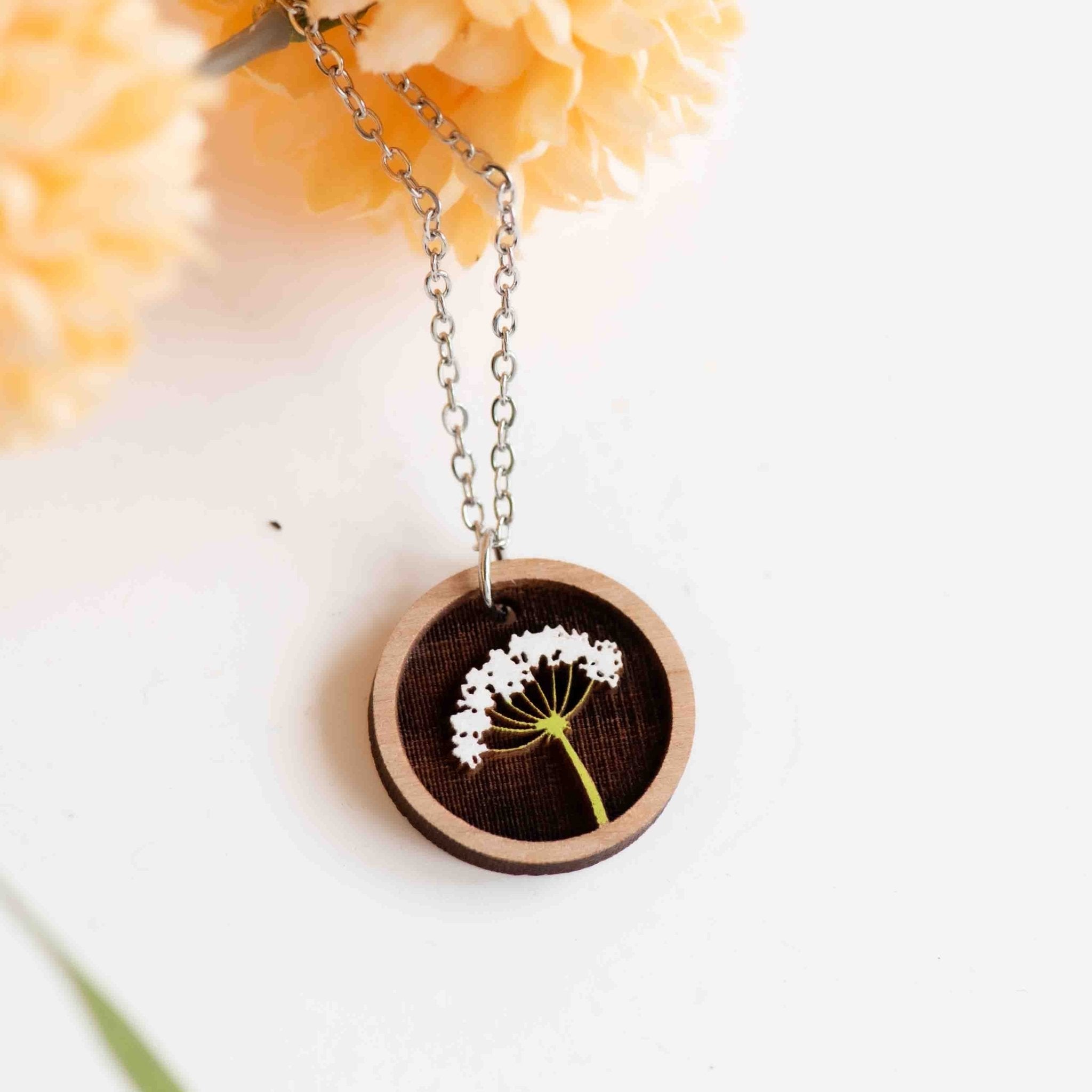Hand Painted Cow Parsley Wooden Necklace - NO64241 - Robin Valley Official Store
