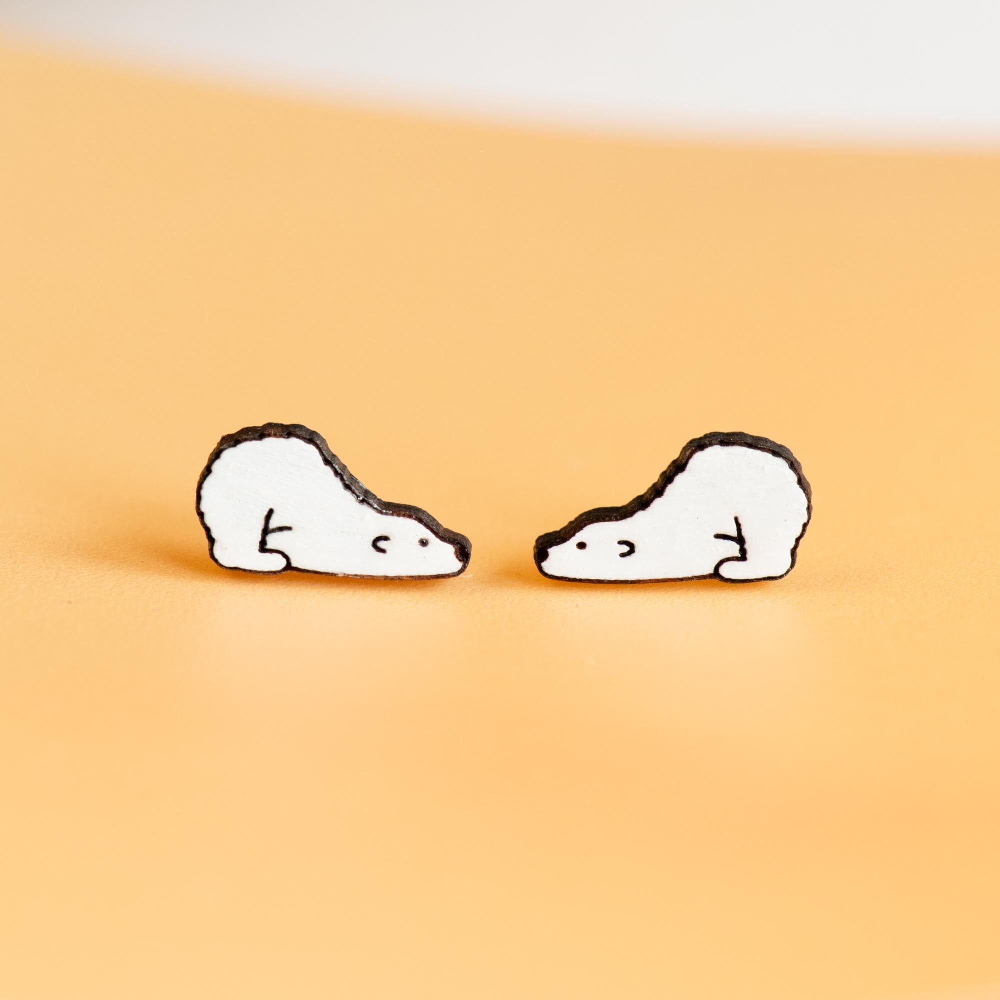 Hand - painted Crawling Polar Bear Earrings - PEL10318 - Robin Valley Official Store