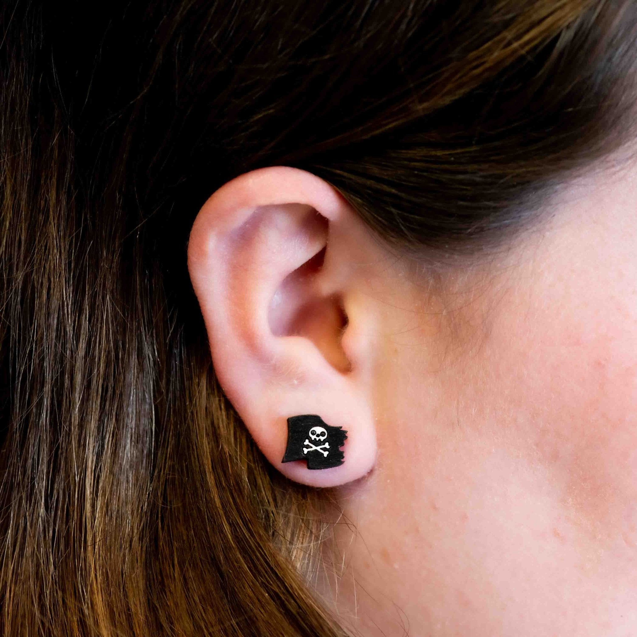 Hand - painted Cross Skull Pirate Flag Stud Earrings - PET15172 - Robin Valley Official Store