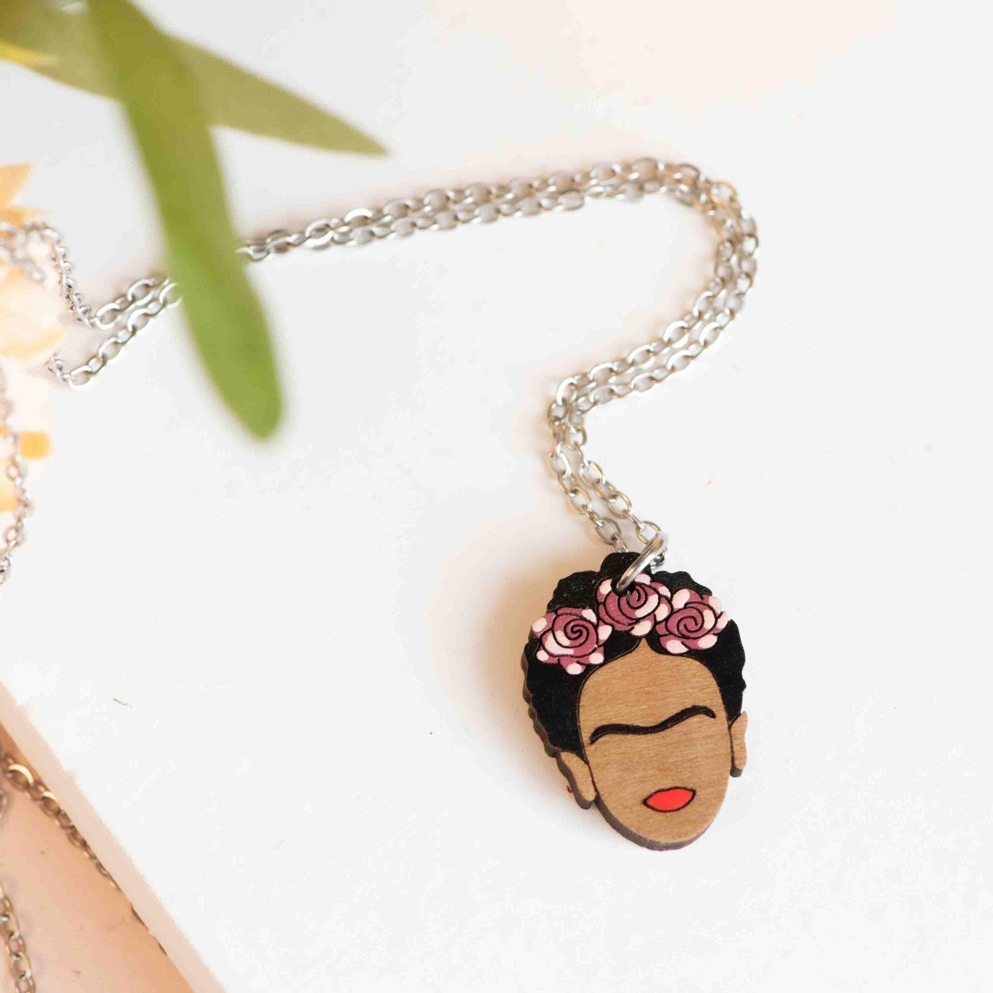 Hand - Painted Frida Wooden Necklace - NA65060 - Robin Valley Official Store