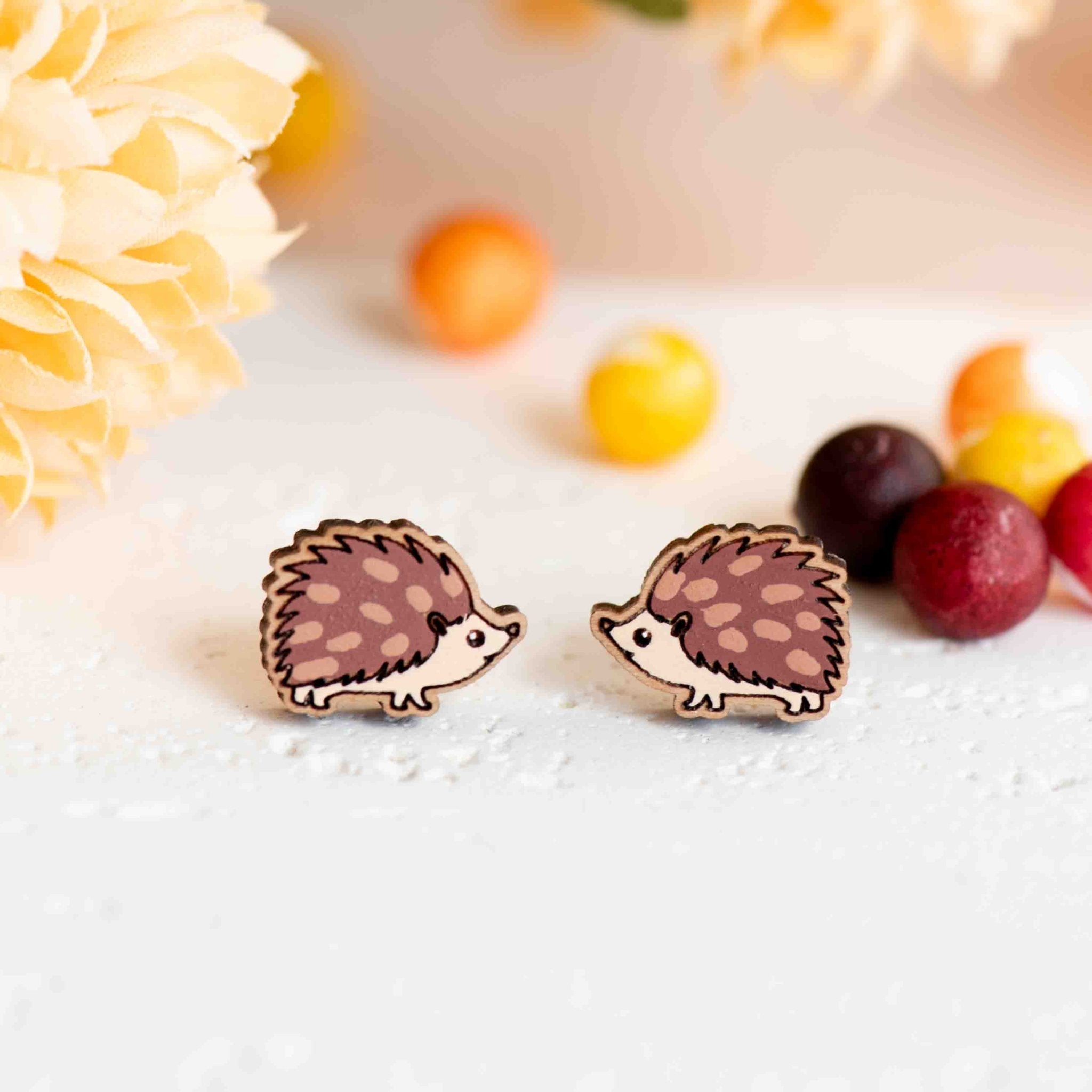 Hand - painted Hedgehog (side) Wooden Stud Earrings - PEL10372 - Robin Valley Official Store