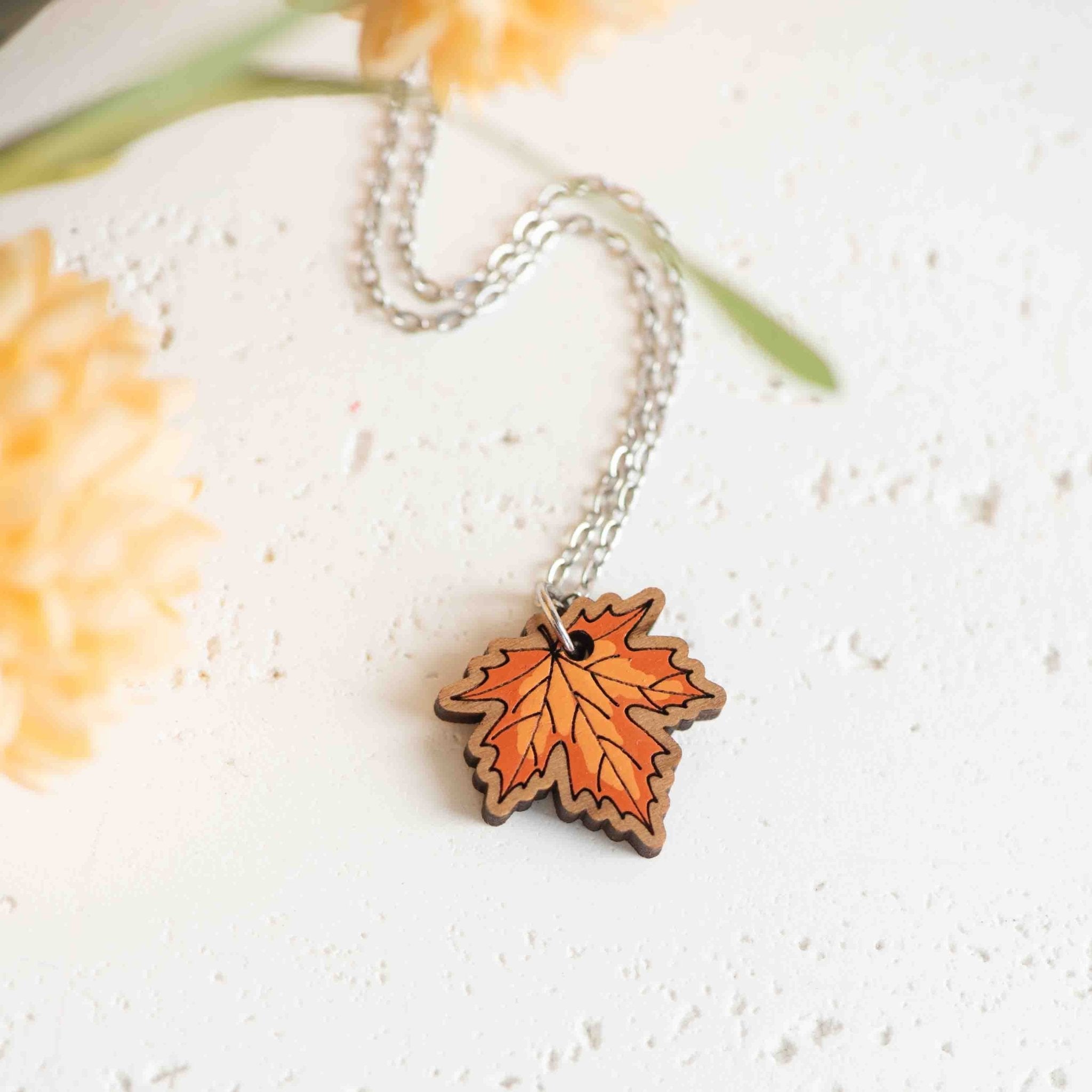 Hand Painted Maple Leaf Wooden Necklace - NO64095 - Robin Valley Official Store