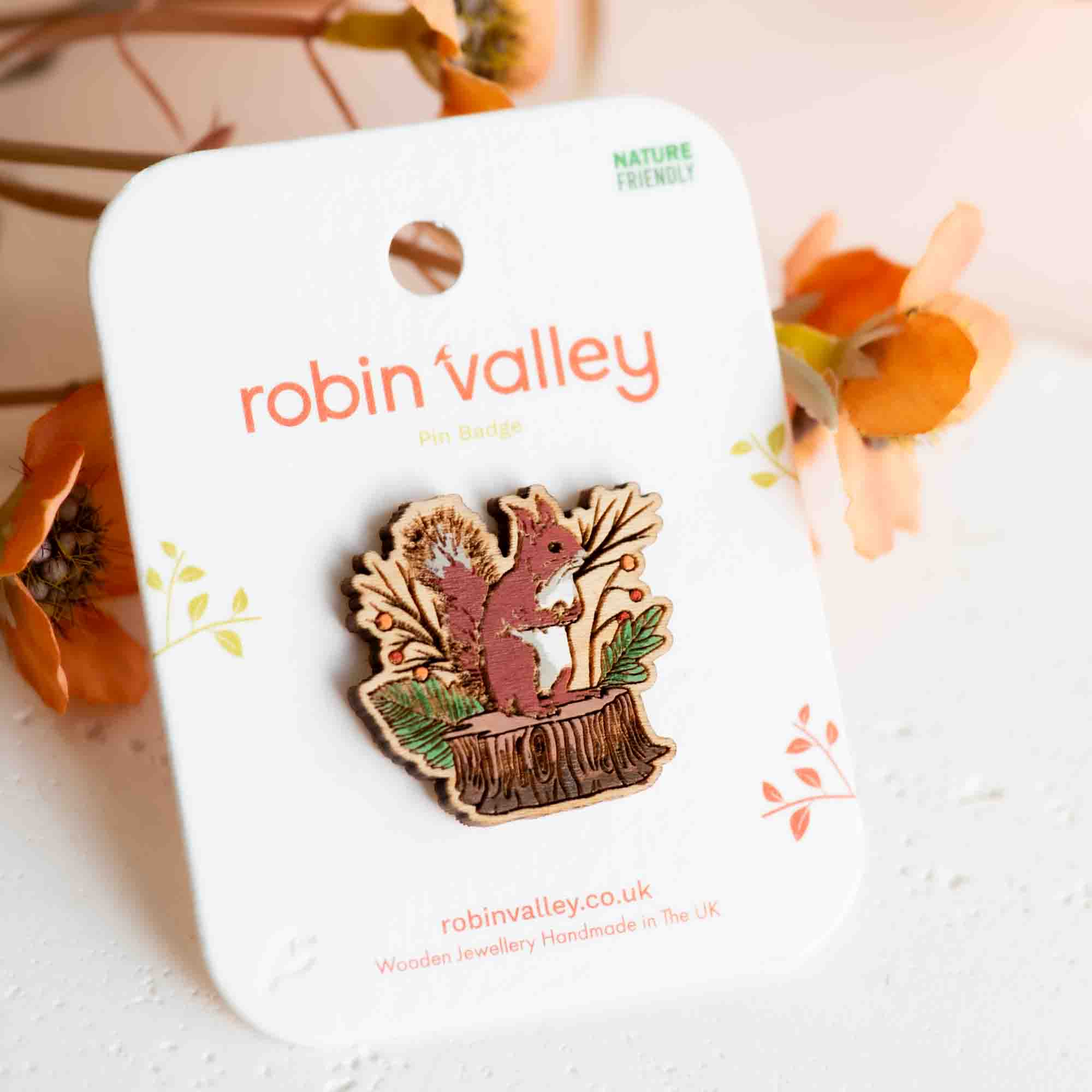 Hand - painted Red Squirrel in Woods Wooden Pin Badge - PL40485 - Robin Valley Official Store