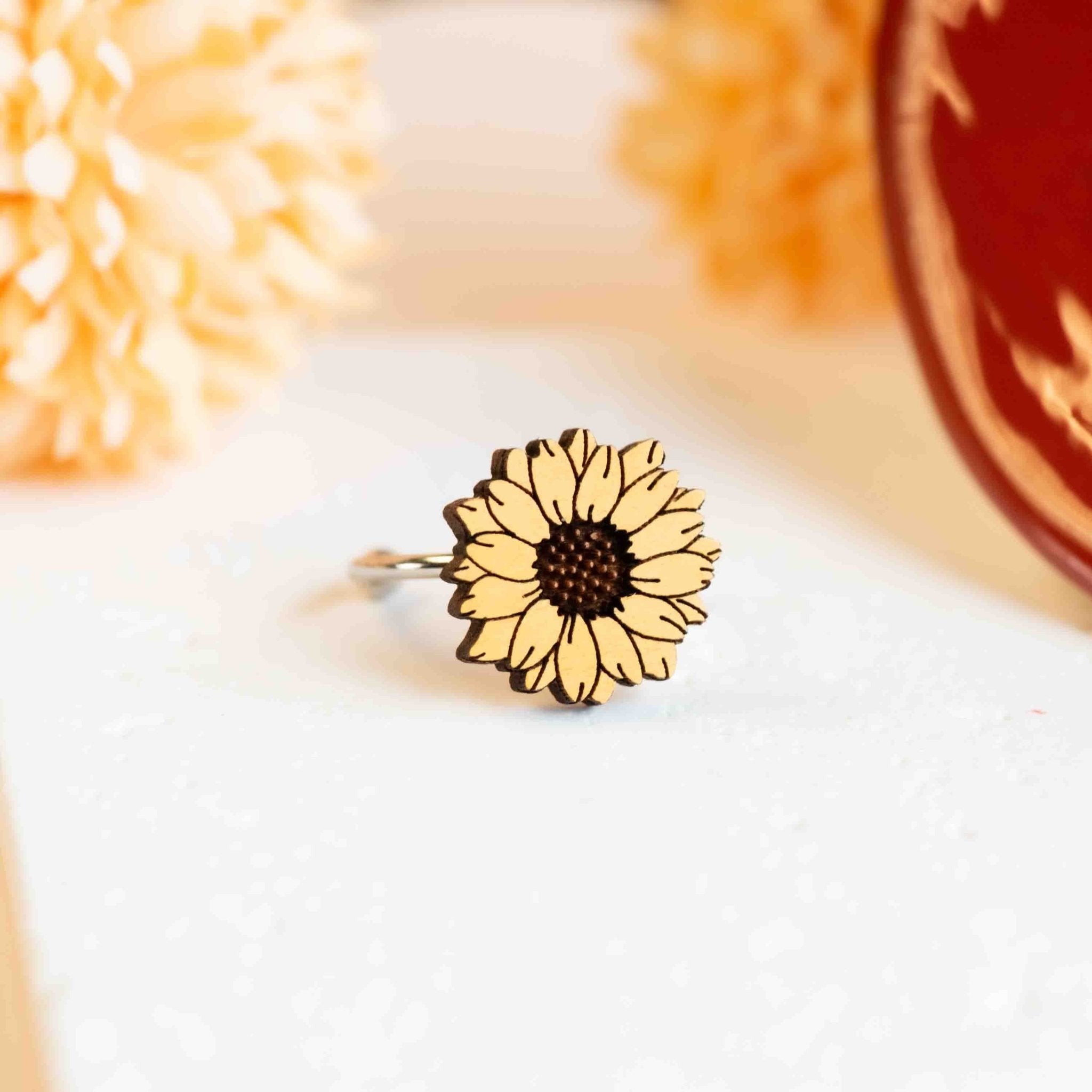 Hand - Painted Sunflower Adjustable Wooden Ring - RO74082 - Robin Valley Official Store