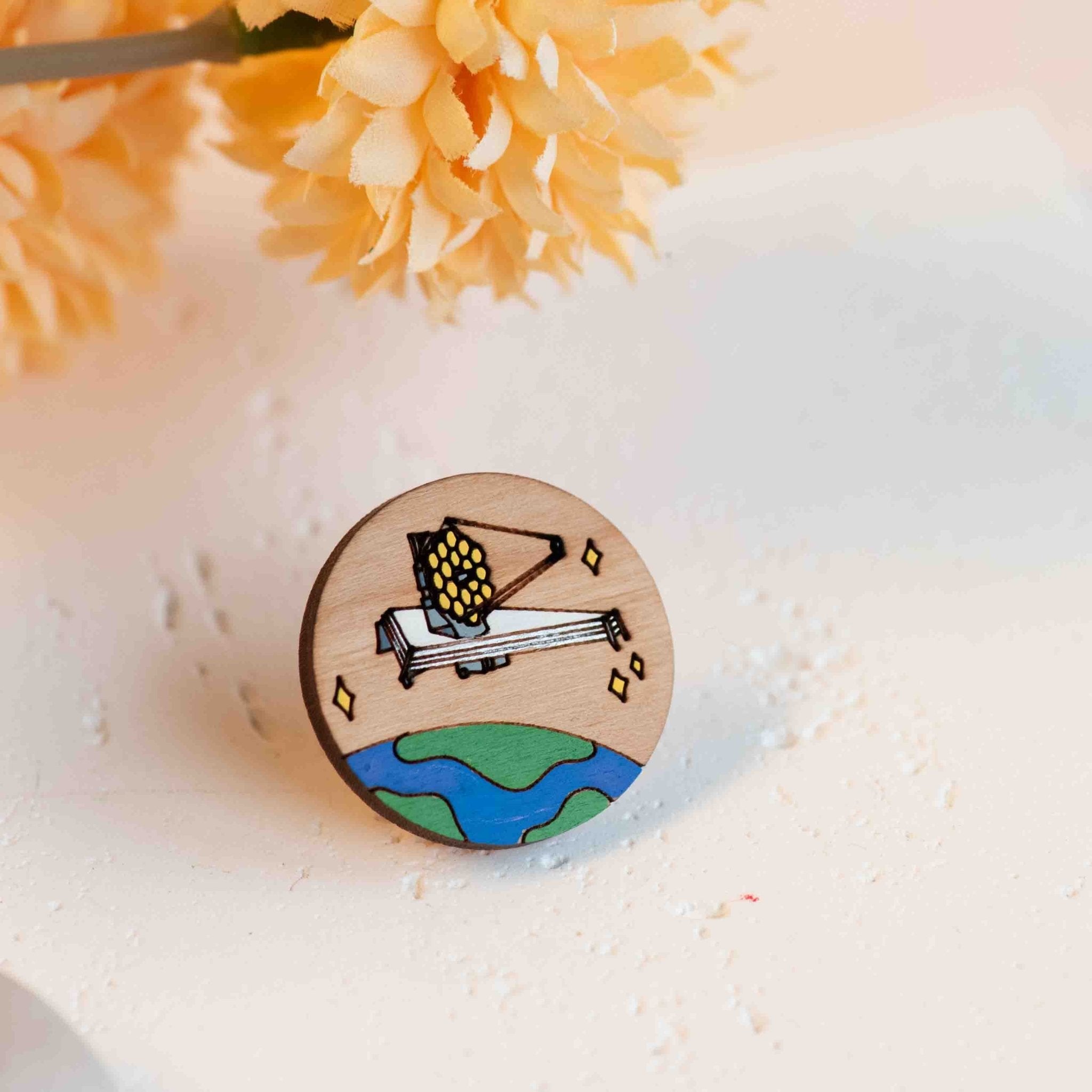 Hand - painted The James Webb Telescope Round Wooden Pin Badge - PT45464 - Robin Valley Official Store