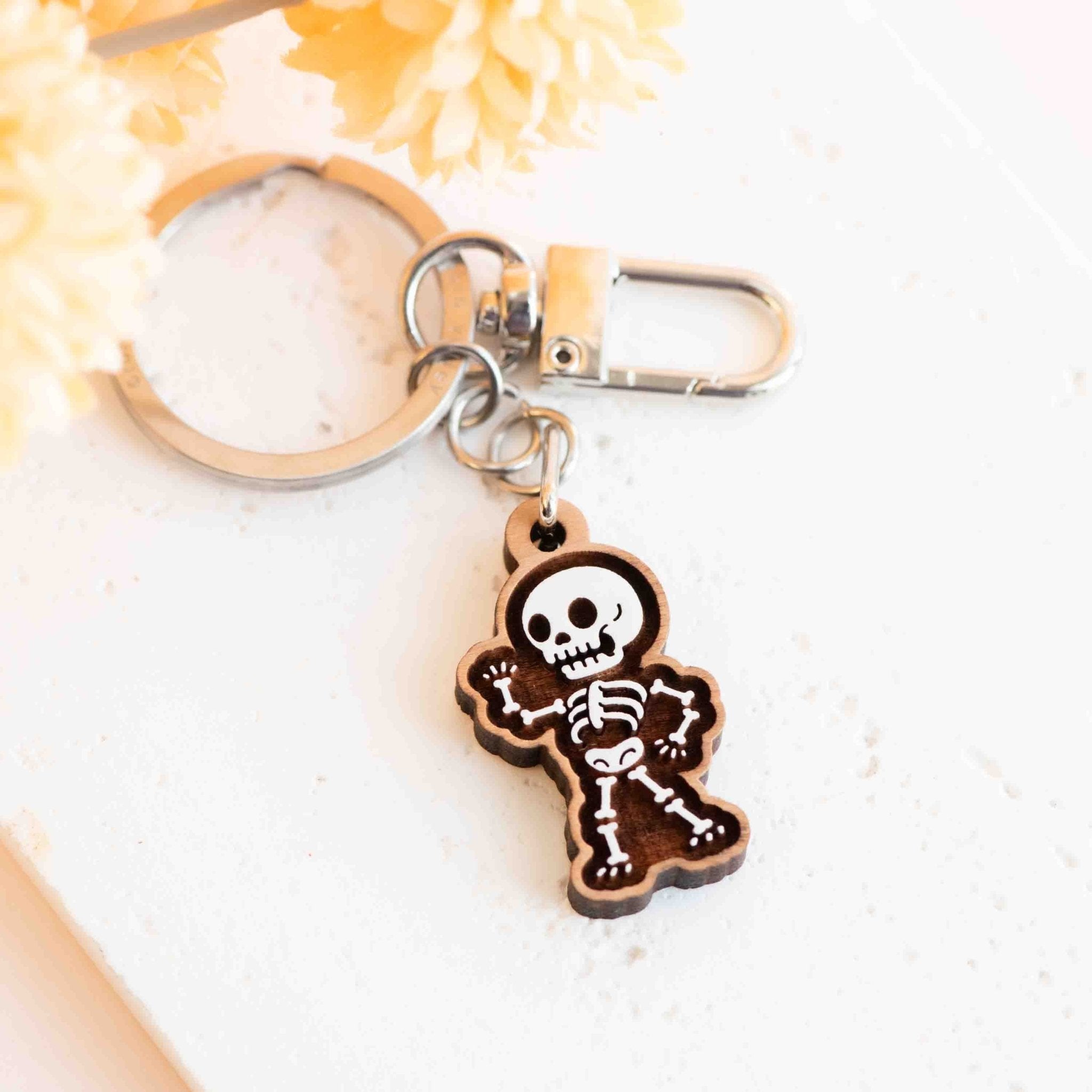 Hand - painted Walking Skeleton Wooden Keyring - KT25247 - Robin Valley Official Store