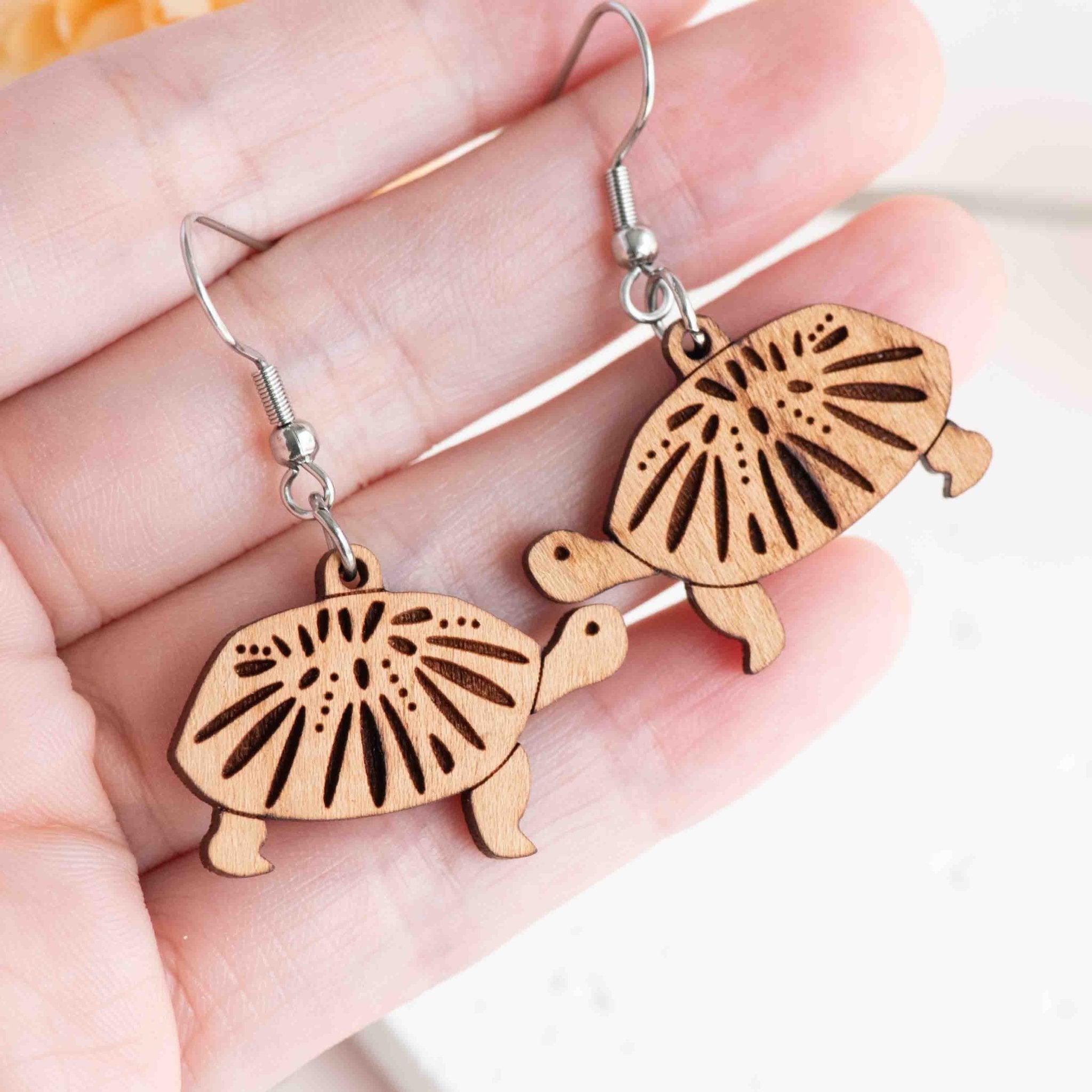 Tortoise Hook Earrings - Robin Valley Official Store