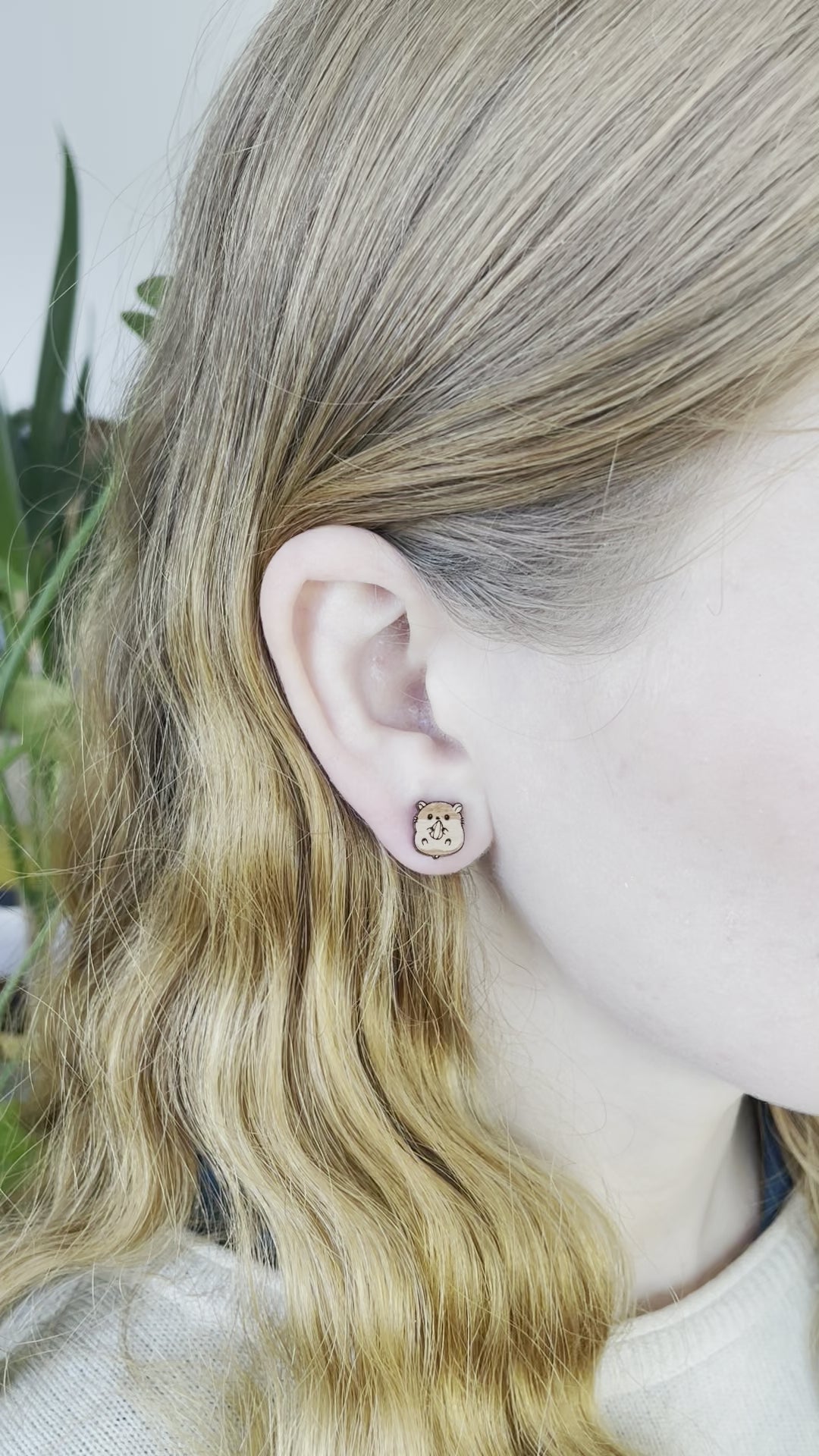 Hamster 2 Cherry Wood Stud Earrings - EL10028