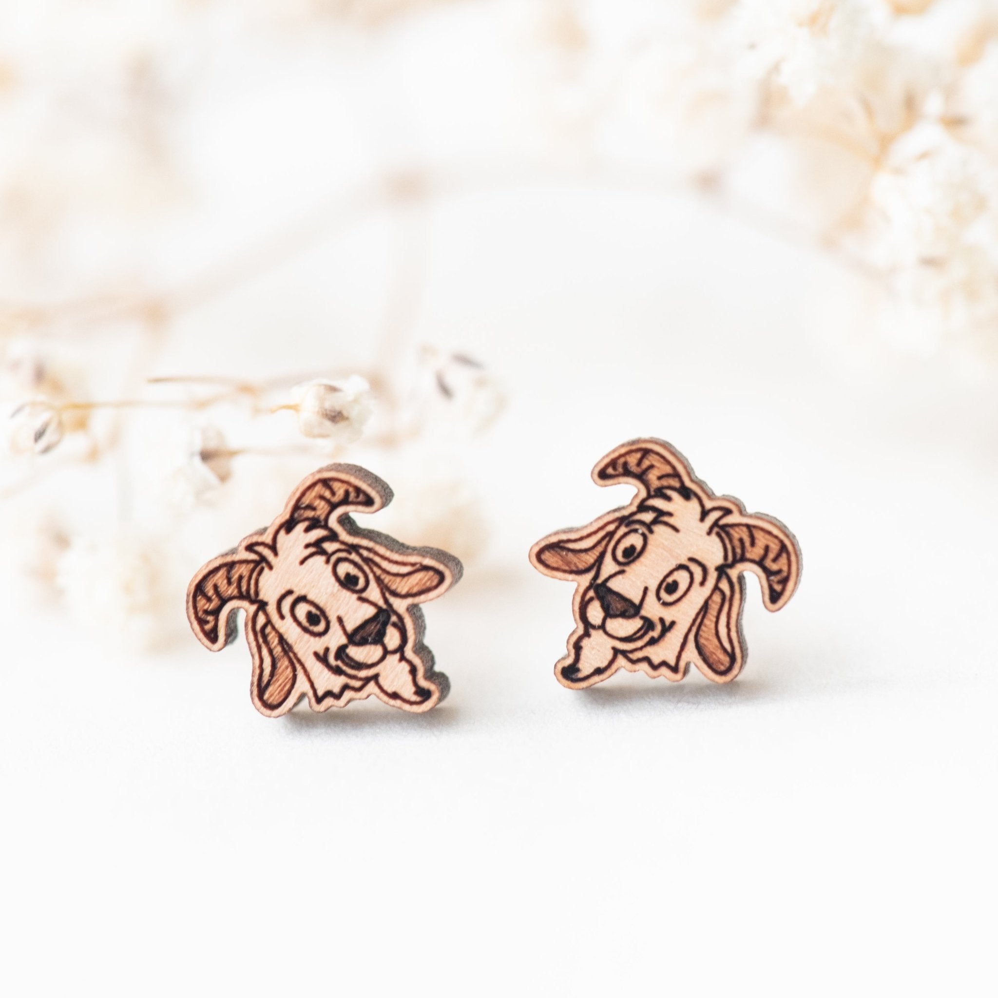 Billy Goat Cherry Wood Stud Earrings - EL10137 - Robin Valley Official Store