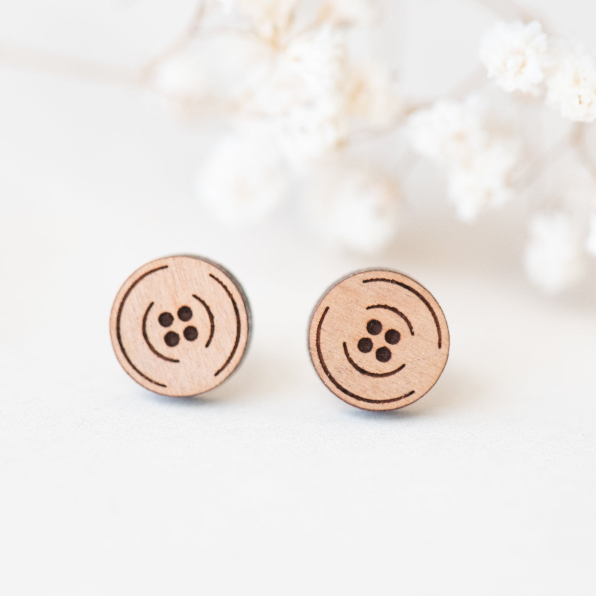 Button Cherry Wood Stud Earrings - ET15073 - Robin Valley Official Store