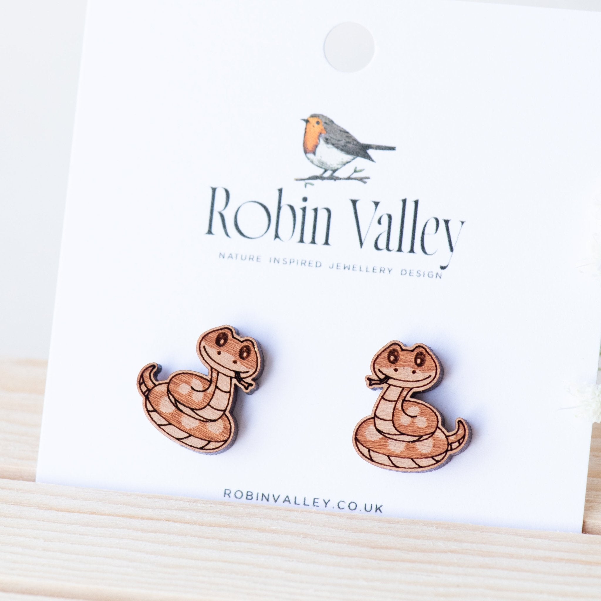 Cartoon Cobra Snake Cherry Wood Stud Earrings - EL10067 - Robin Valley Official Store