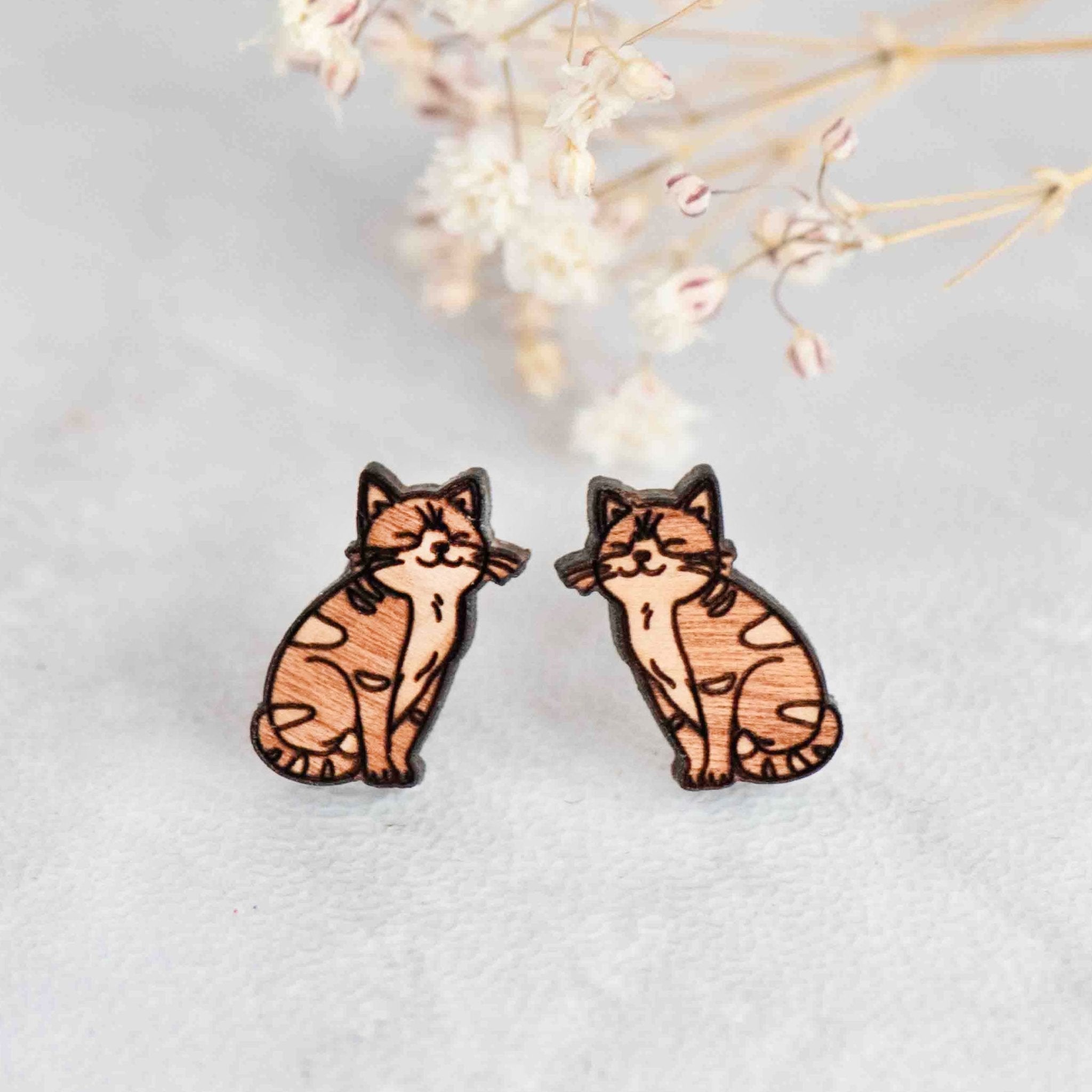 Ginger Cat Cherry Wood Earrings - EL10174 - Robin Valley Official Store