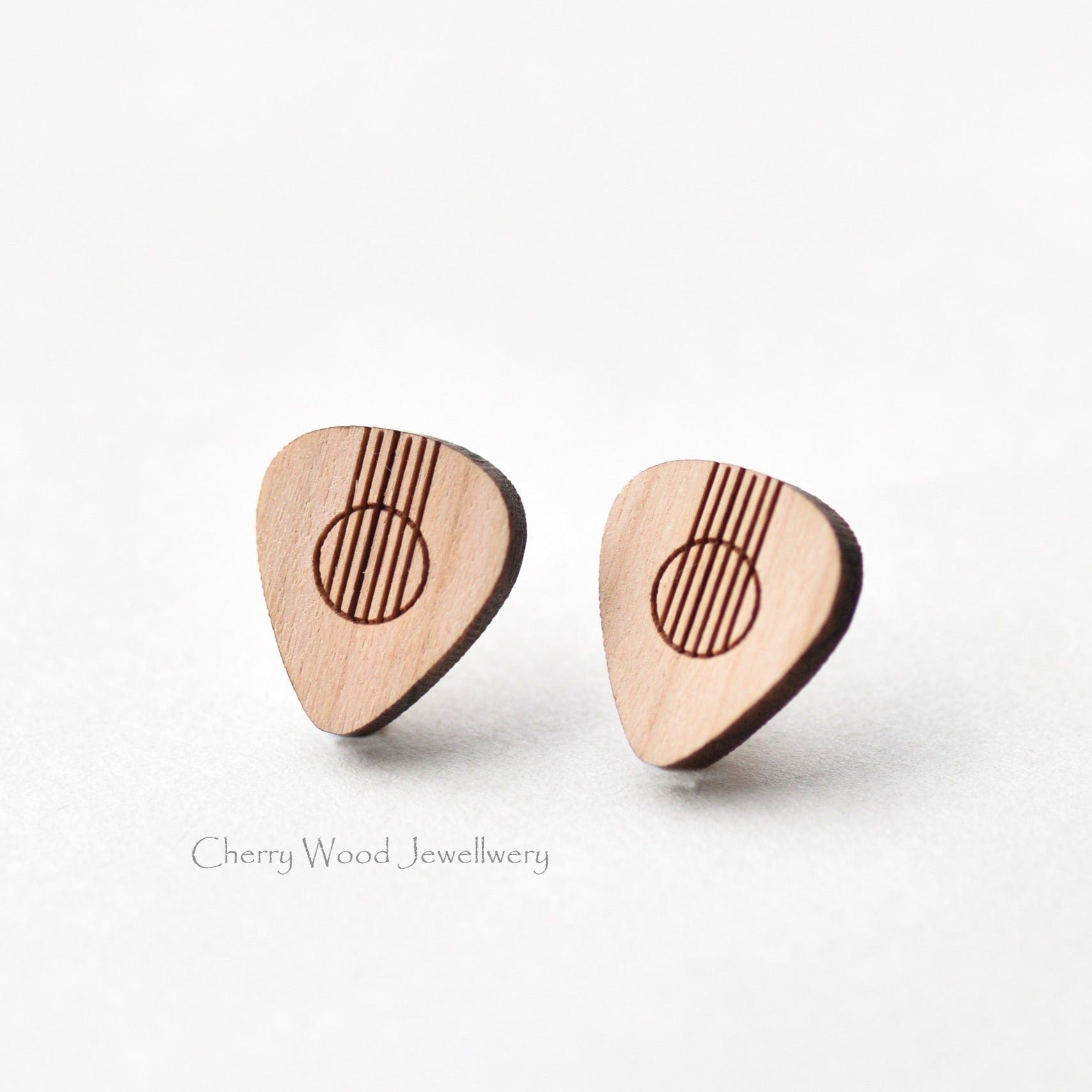 Guitar Pick Cherry Wood Stud Earrings - ET15099 - Robin Valley Official Store