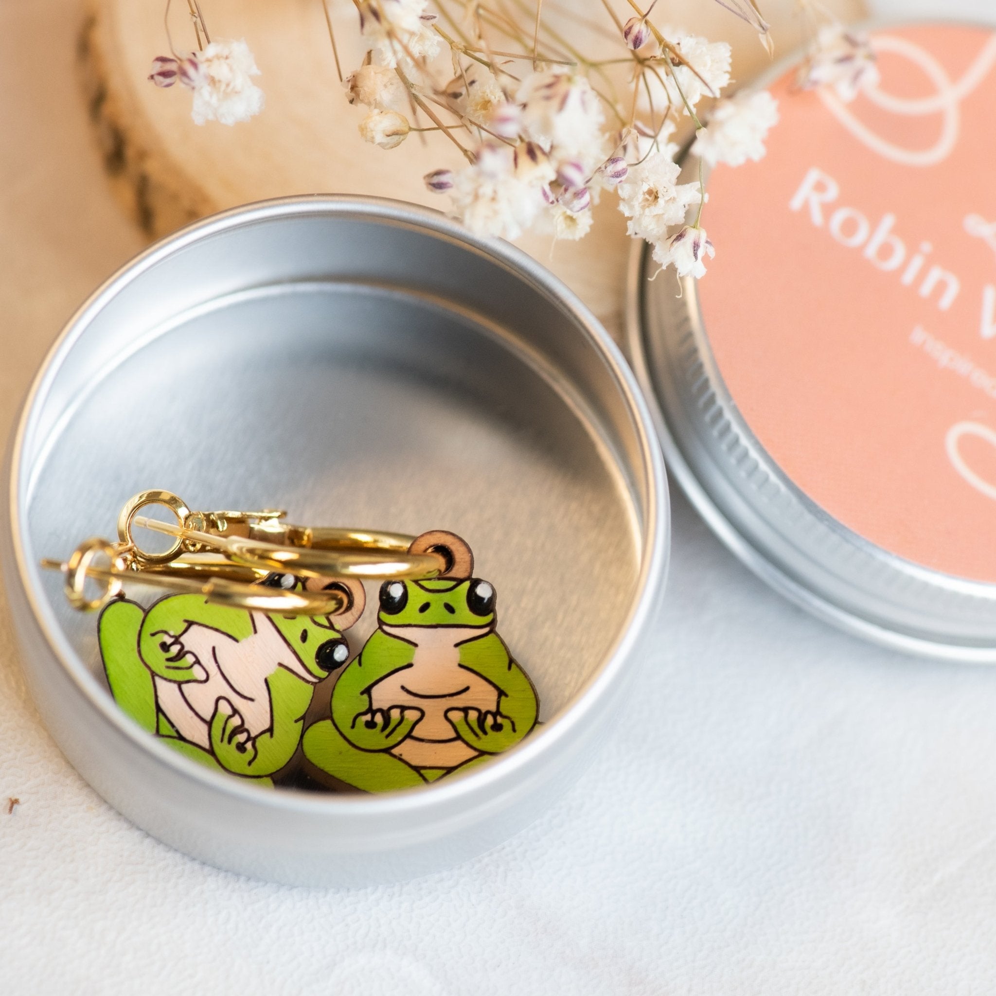 Hand-Painted Cherry Wood Frog Hoop Earrings - PEL10209 - Robin Valley Official Store