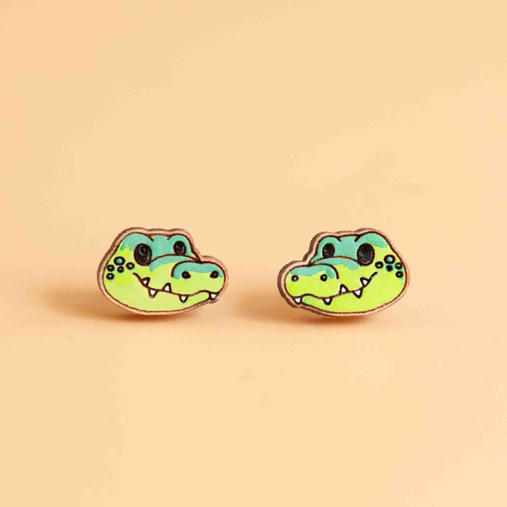Hand-painted Crocodile Cherry Wood Stud Earrings - PES13048 - Robin Valley Official Store