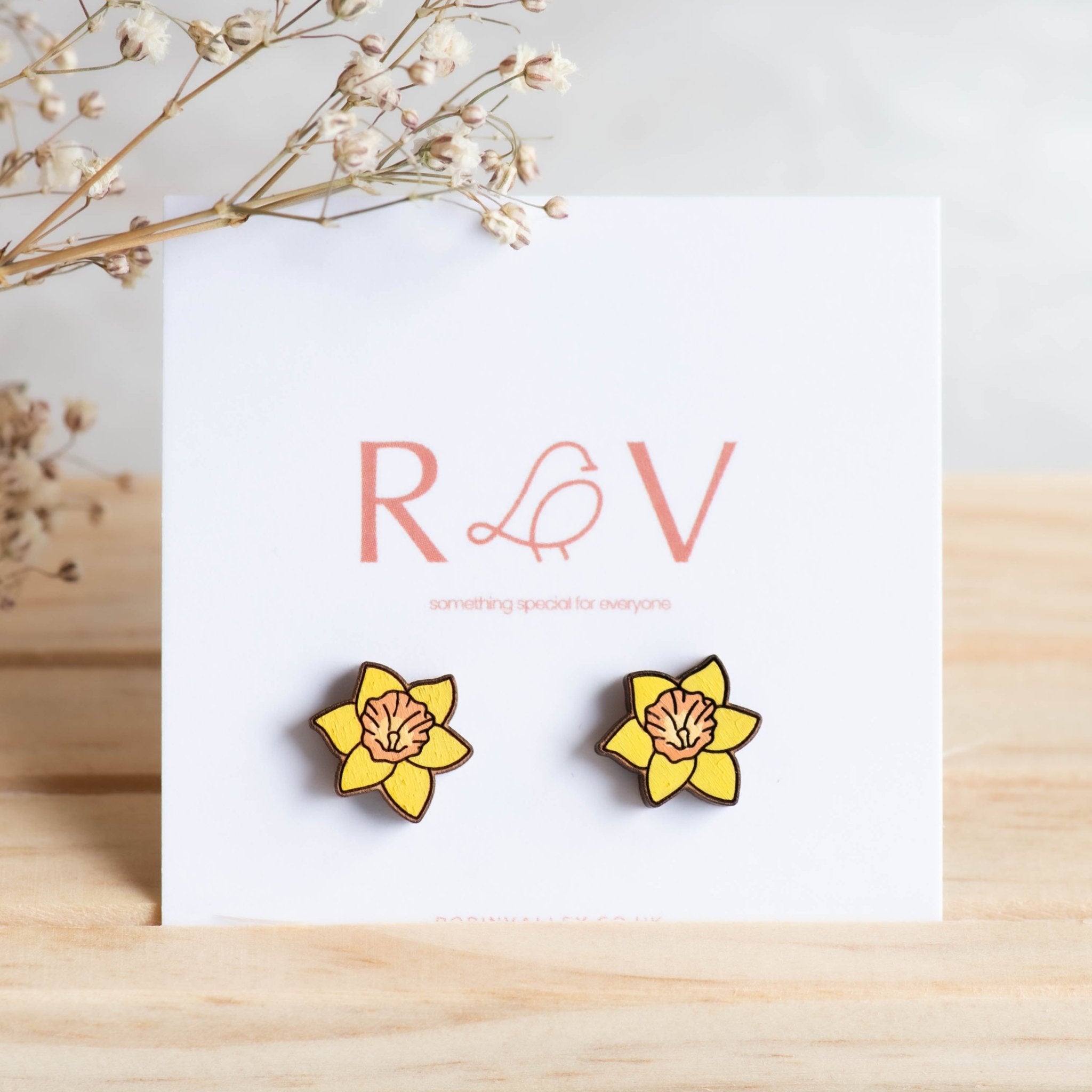 Hand-painted Daffodil Flower Cherry Wood Stud Earrings - PEO14077 - Robin Valley Official Store