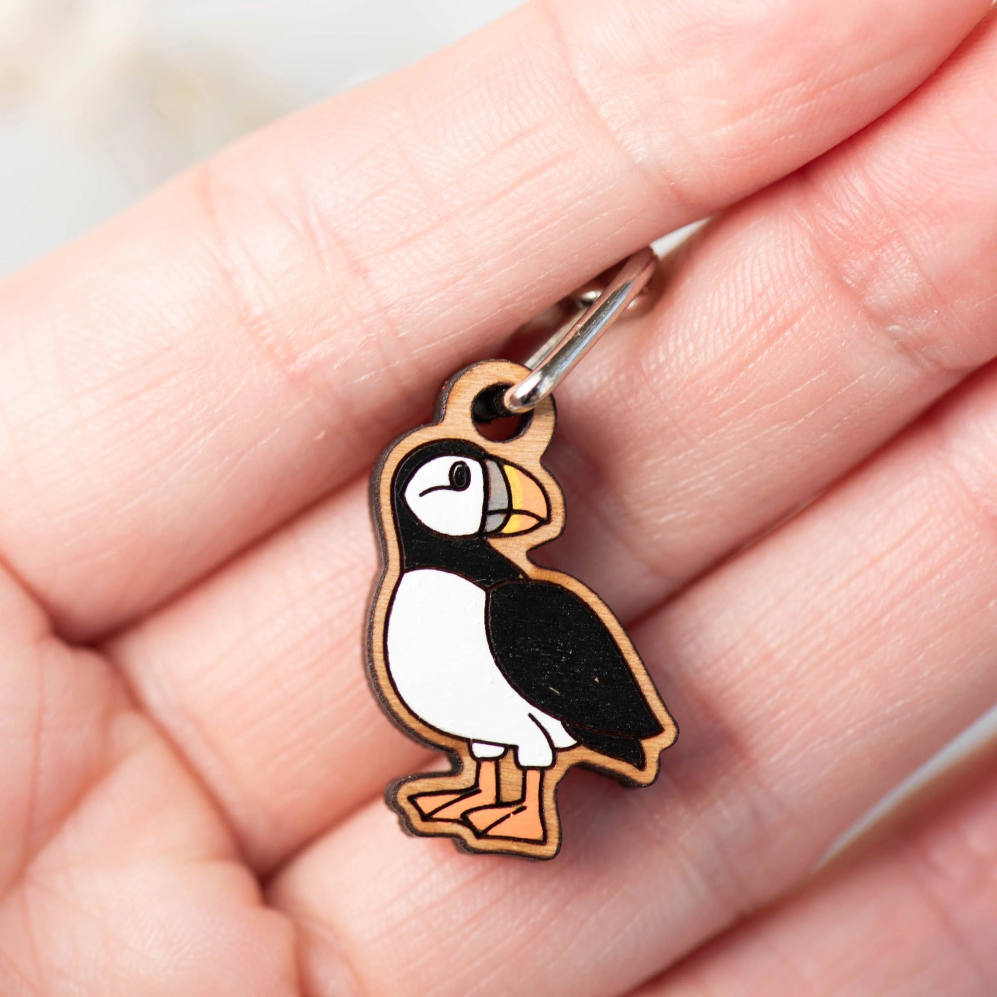 Hand - painted Puffin Bird Wooden Keyring - KB22032 - Robin Valley Official Store