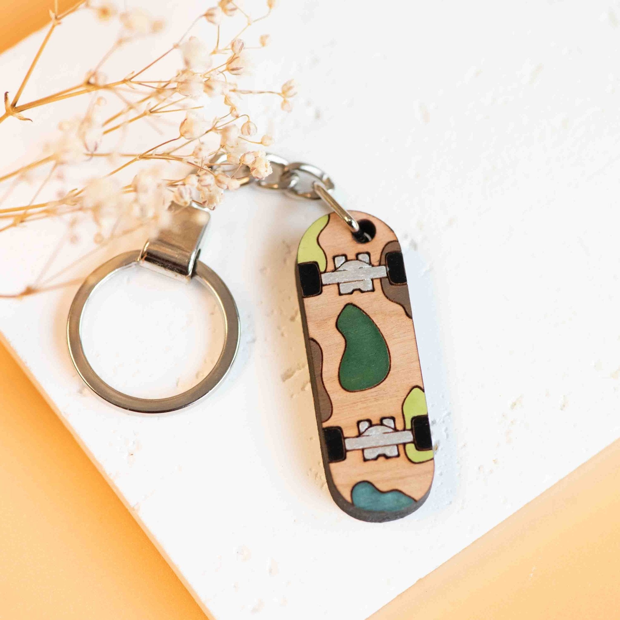 Hand-painted Skating Board Wooden Keyring- KT25193 - Robin Valley Official Store