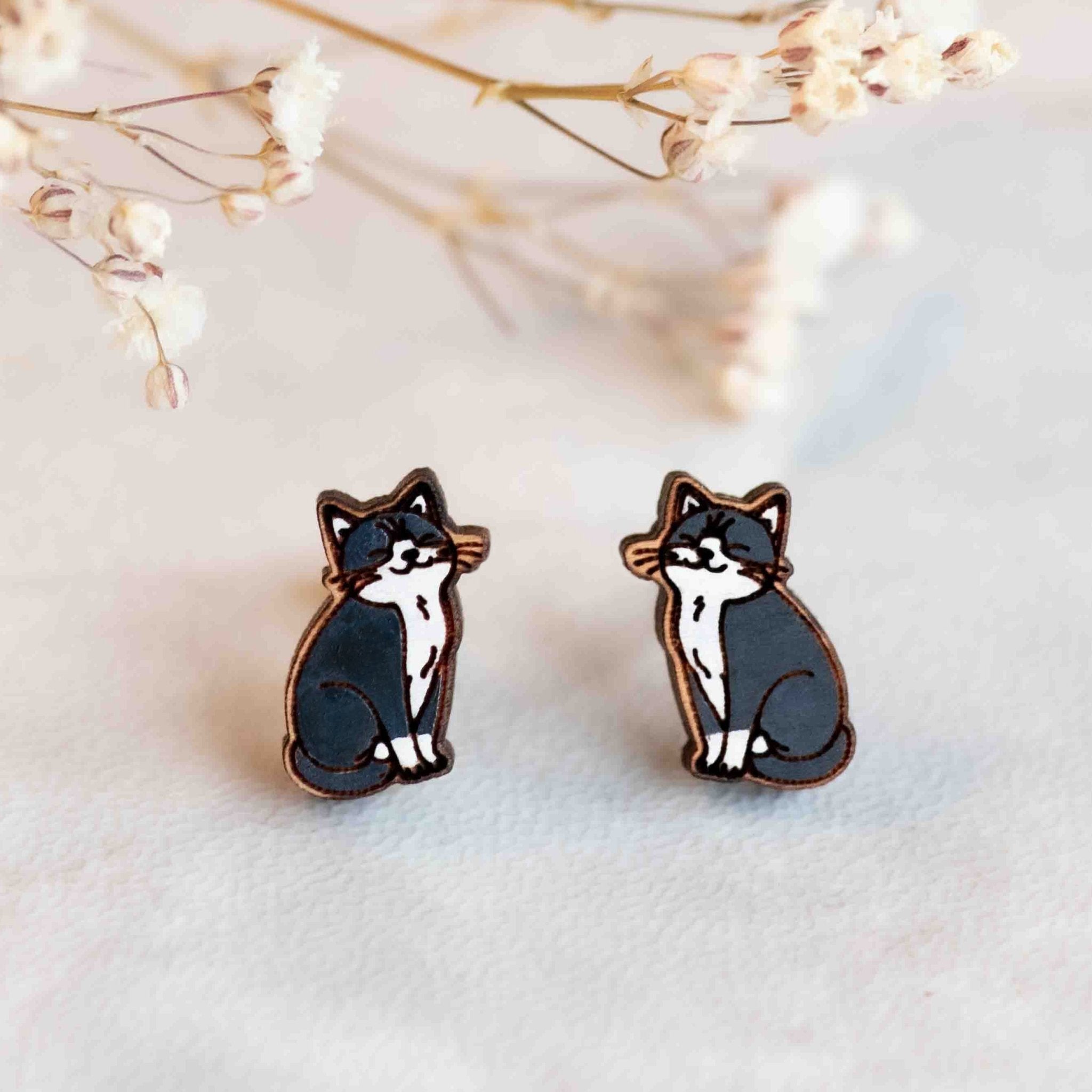 Milk Black Cat Cherry Wood Earrings -PEL10173 - Robin Valley Official Store