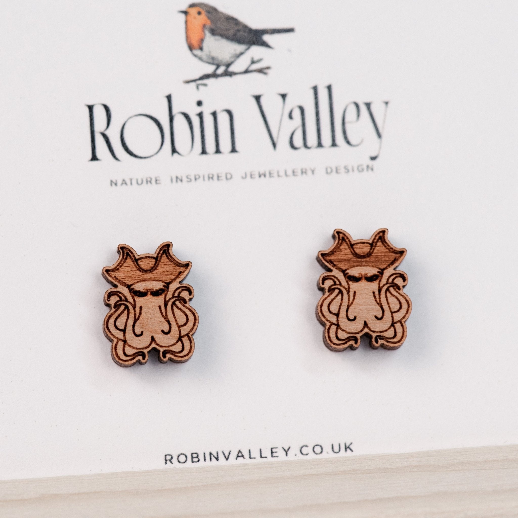 Pirate Captain Octopus Cherry Wood Stud Earrings - ES13017 - Robin Valley Official Store