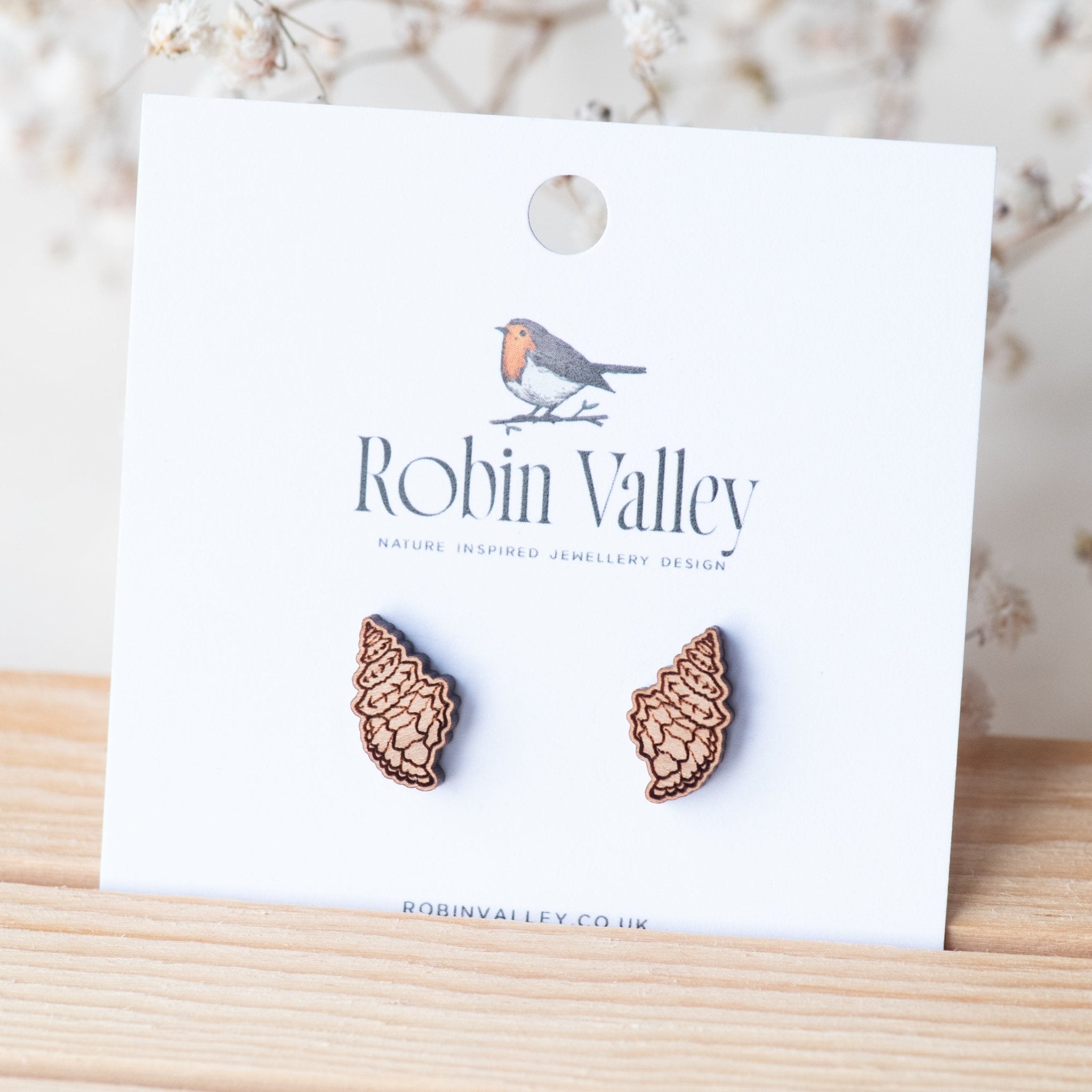 Seashell 1 Cherry Wood Stud Earrings - ES13034 - Robin Valley Official Store
