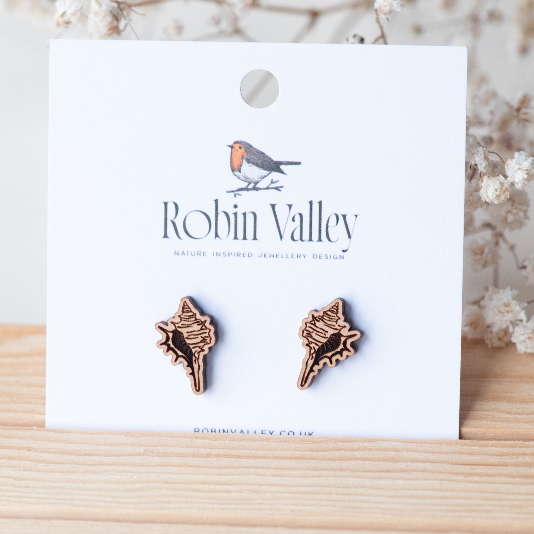 Spiny Dye-Murex Seashell Cherry Wood Stud Earrings - ES13047 - Robin Valley Official Store