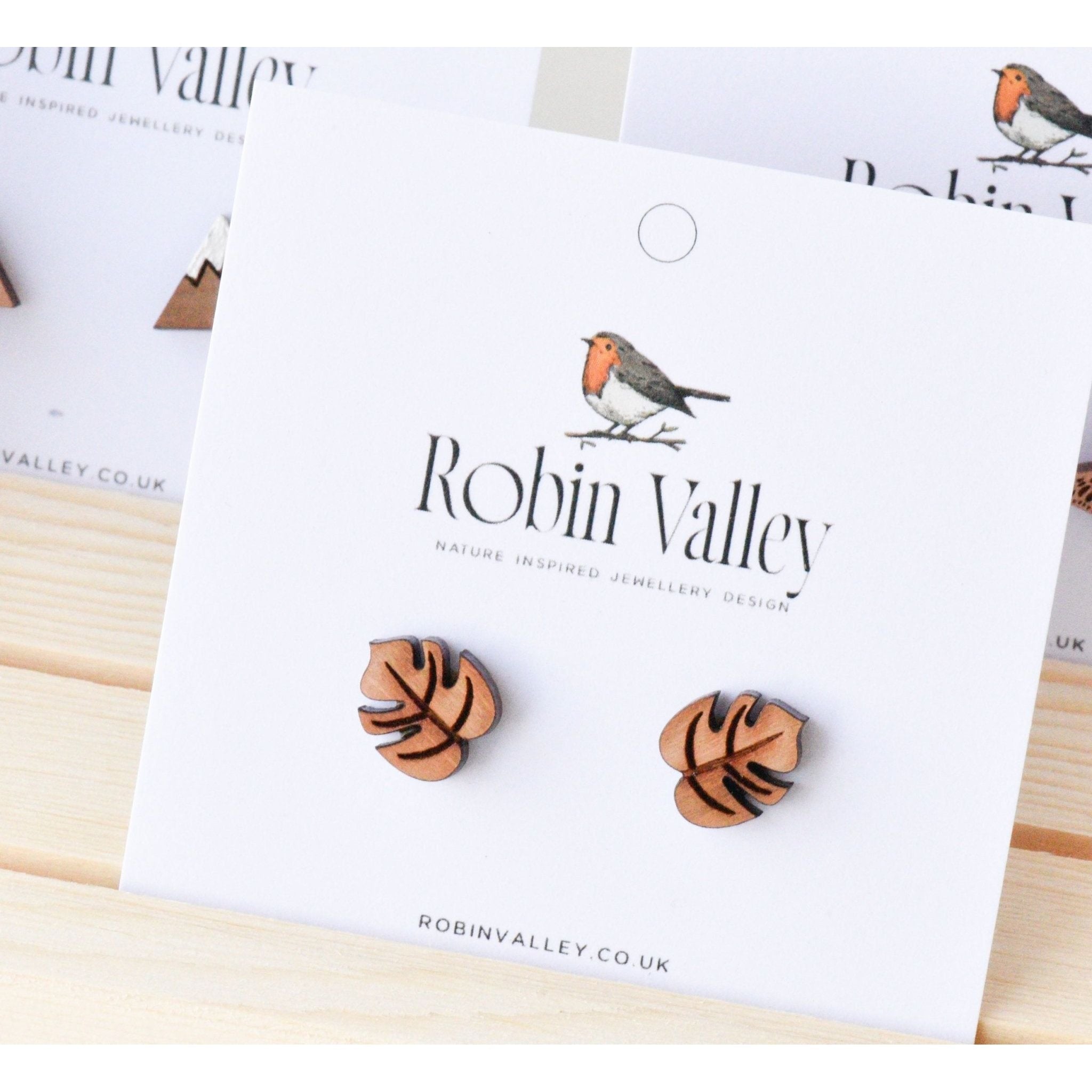 Swiss Cheese Monstera Cherry Wood Stud Earrings - EO14023 - Robin Valley Official Store