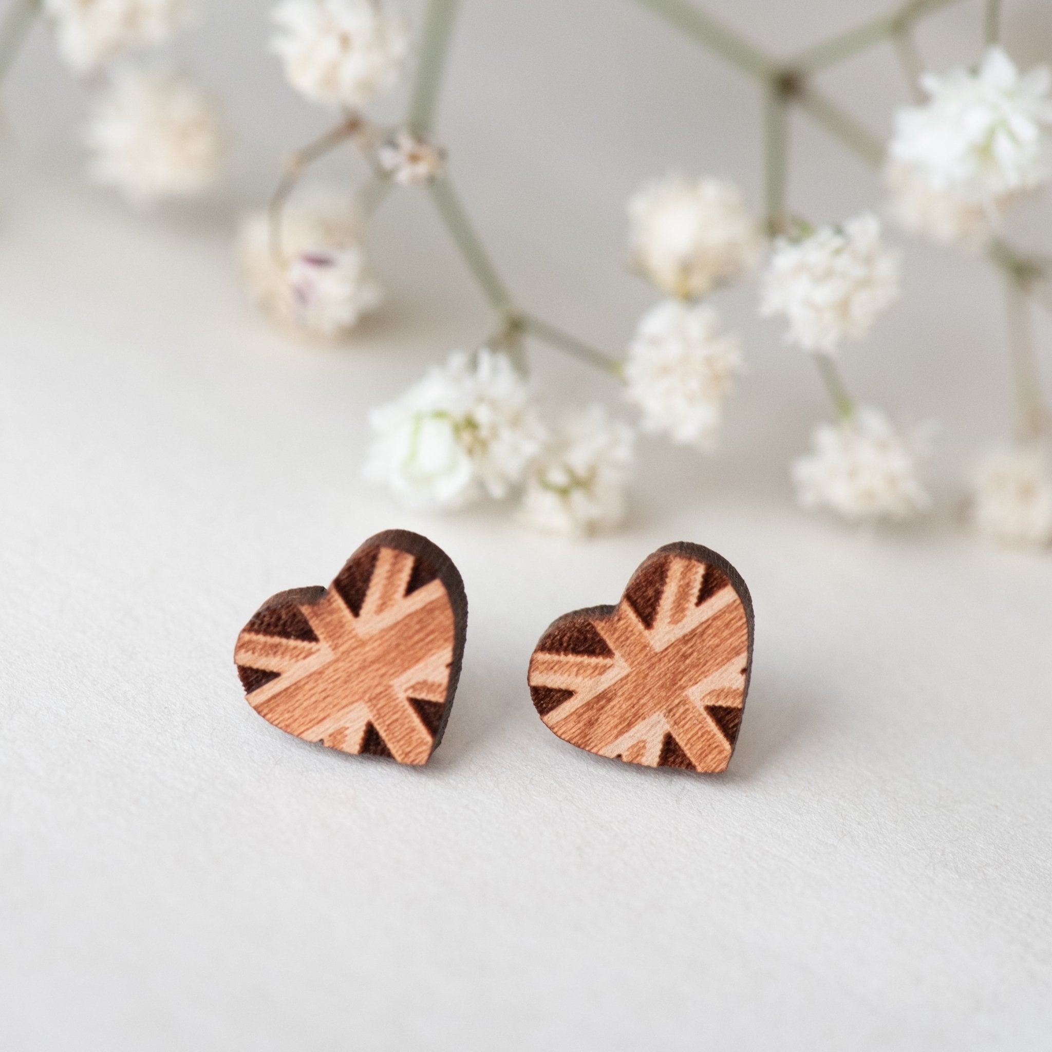 Union Jack Heart Cherry Wood Stud Earrings - ET15083 - Robin Valley Official Store
